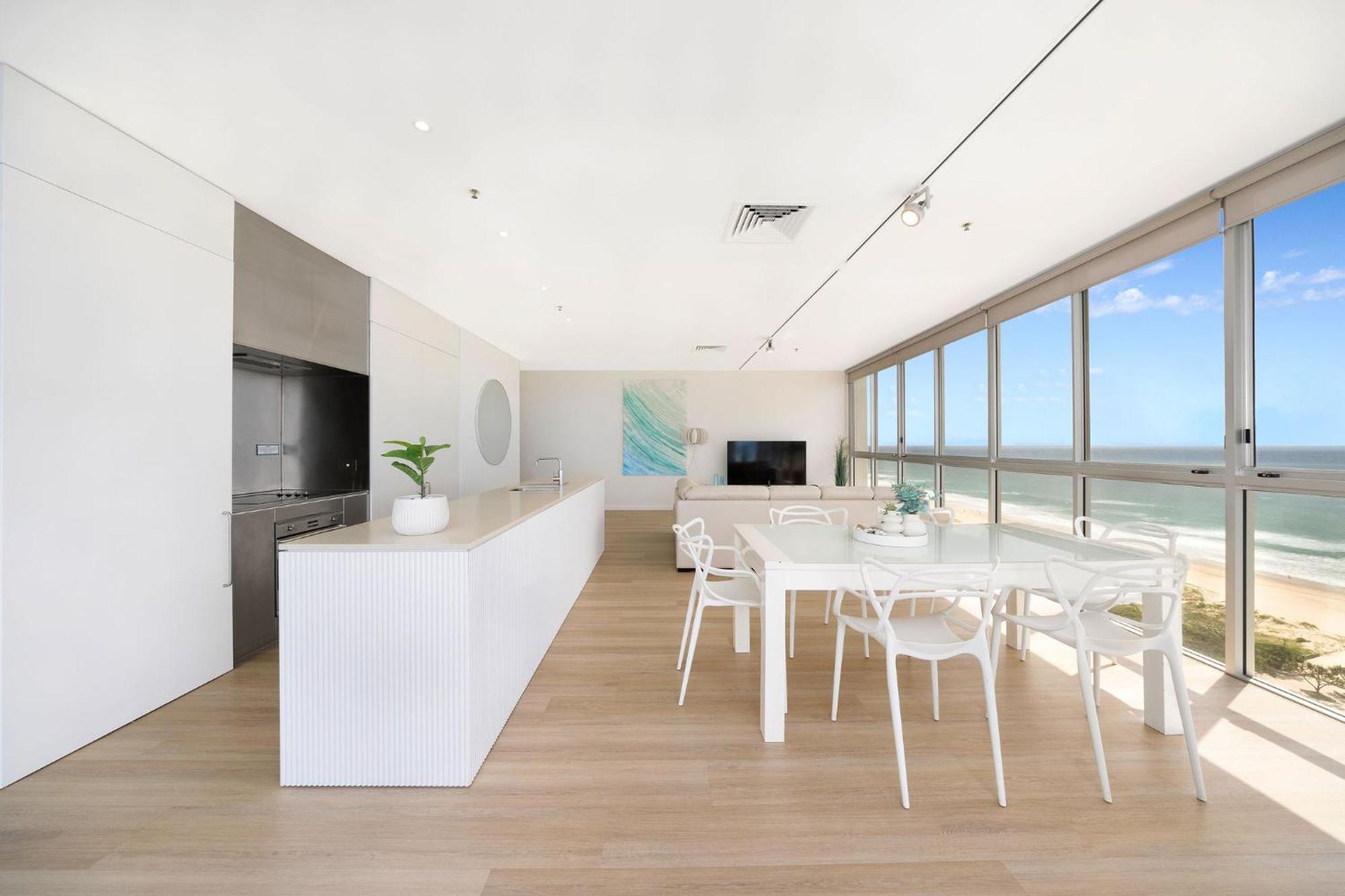 Ultiqa Air On Broadbeach Gold Coast Esterno foto