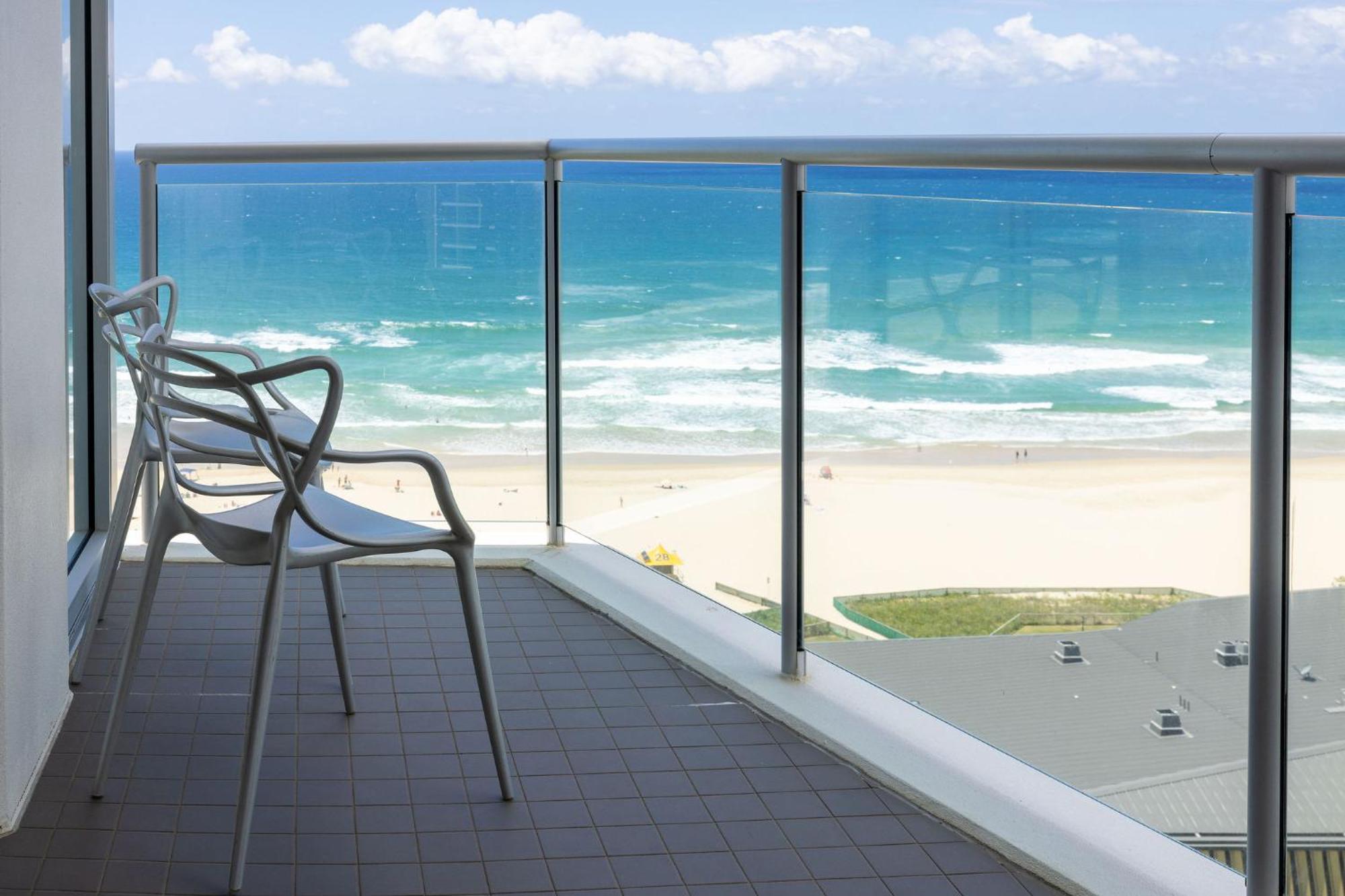 Ultiqa Air On Broadbeach Gold Coast Esterno foto