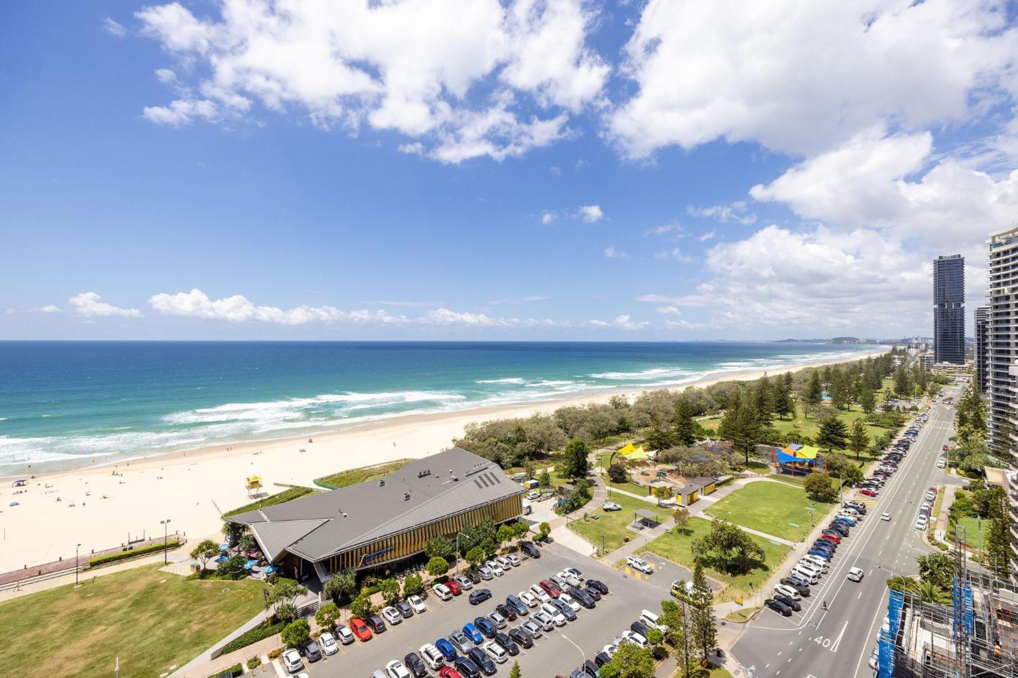 Ultiqa Air On Broadbeach Gold Coast Esterno foto