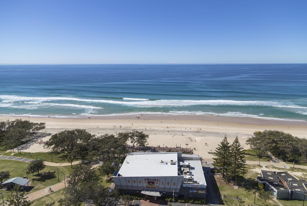 Ultiqa Air On Broadbeach Gold Coast Esterno foto