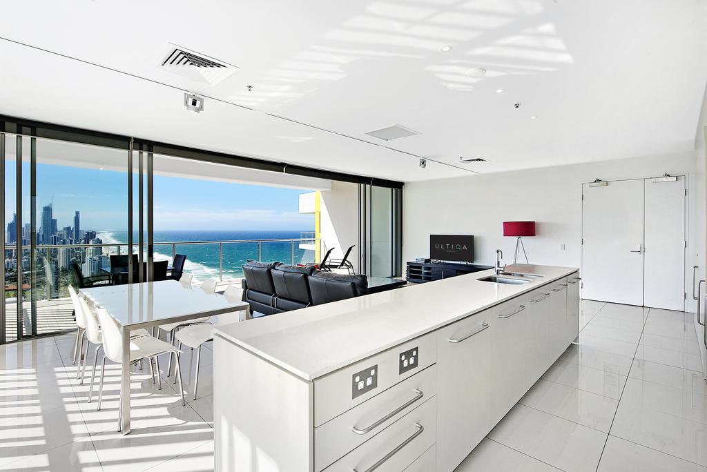Ultiqa Air On Broadbeach Gold Coast Esterno foto